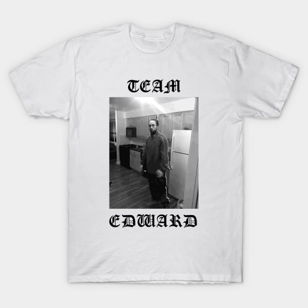 Team Edward T-Shirt by averymuether